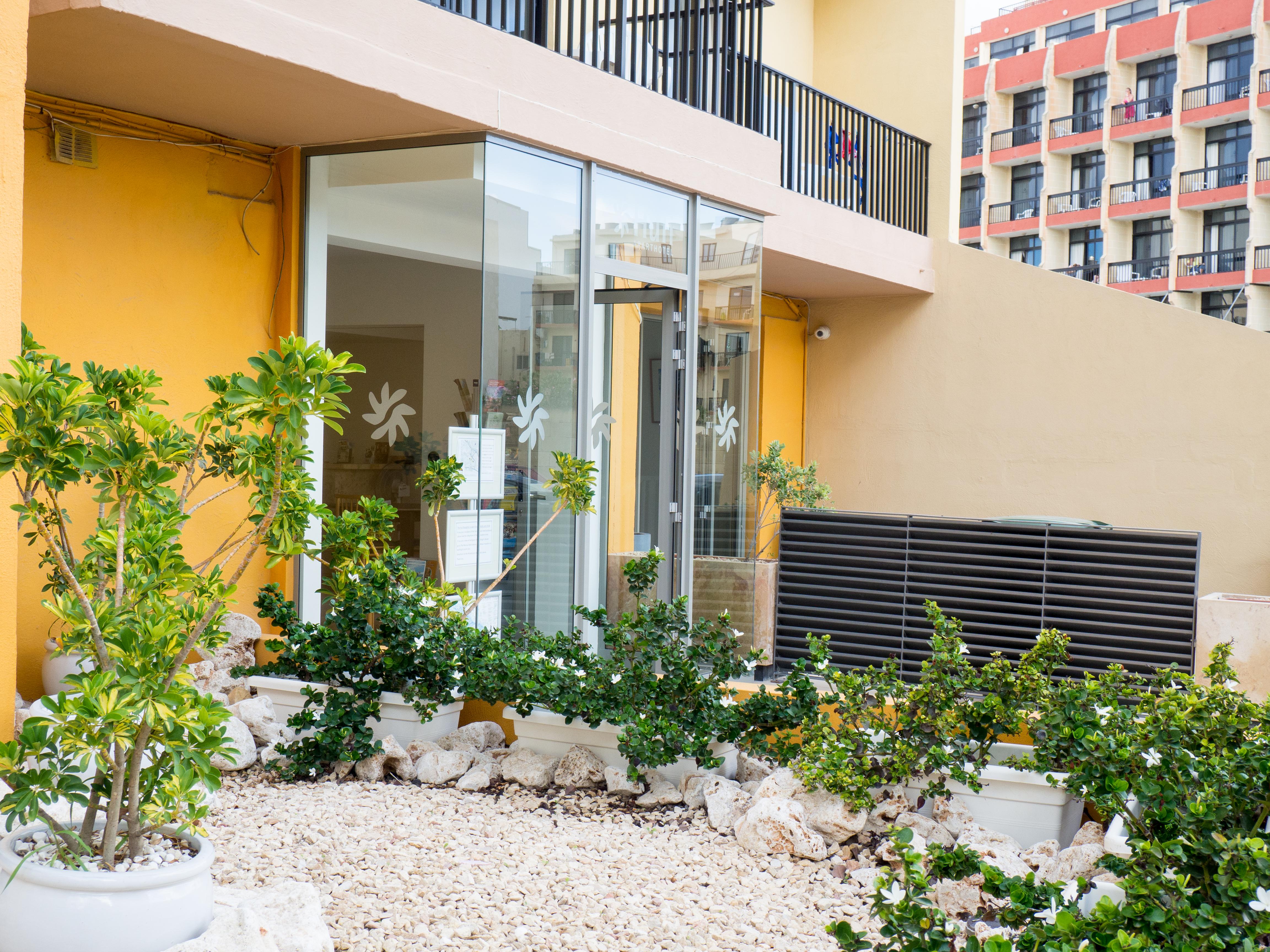 Huli Hotel & Apartments Qawra Luaran gambar
