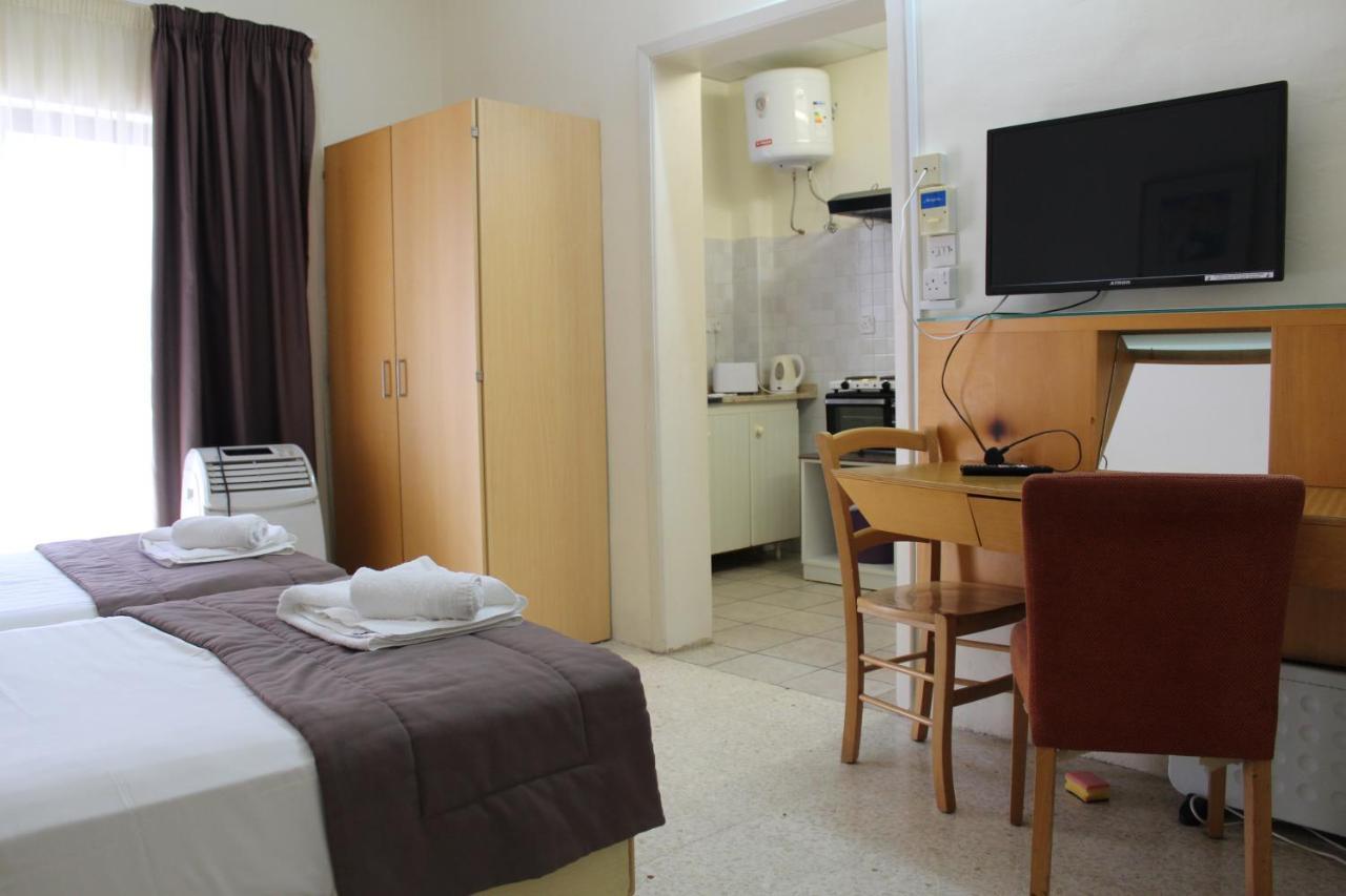 Huli Hotel & Apartments Qawra Luaran gambar